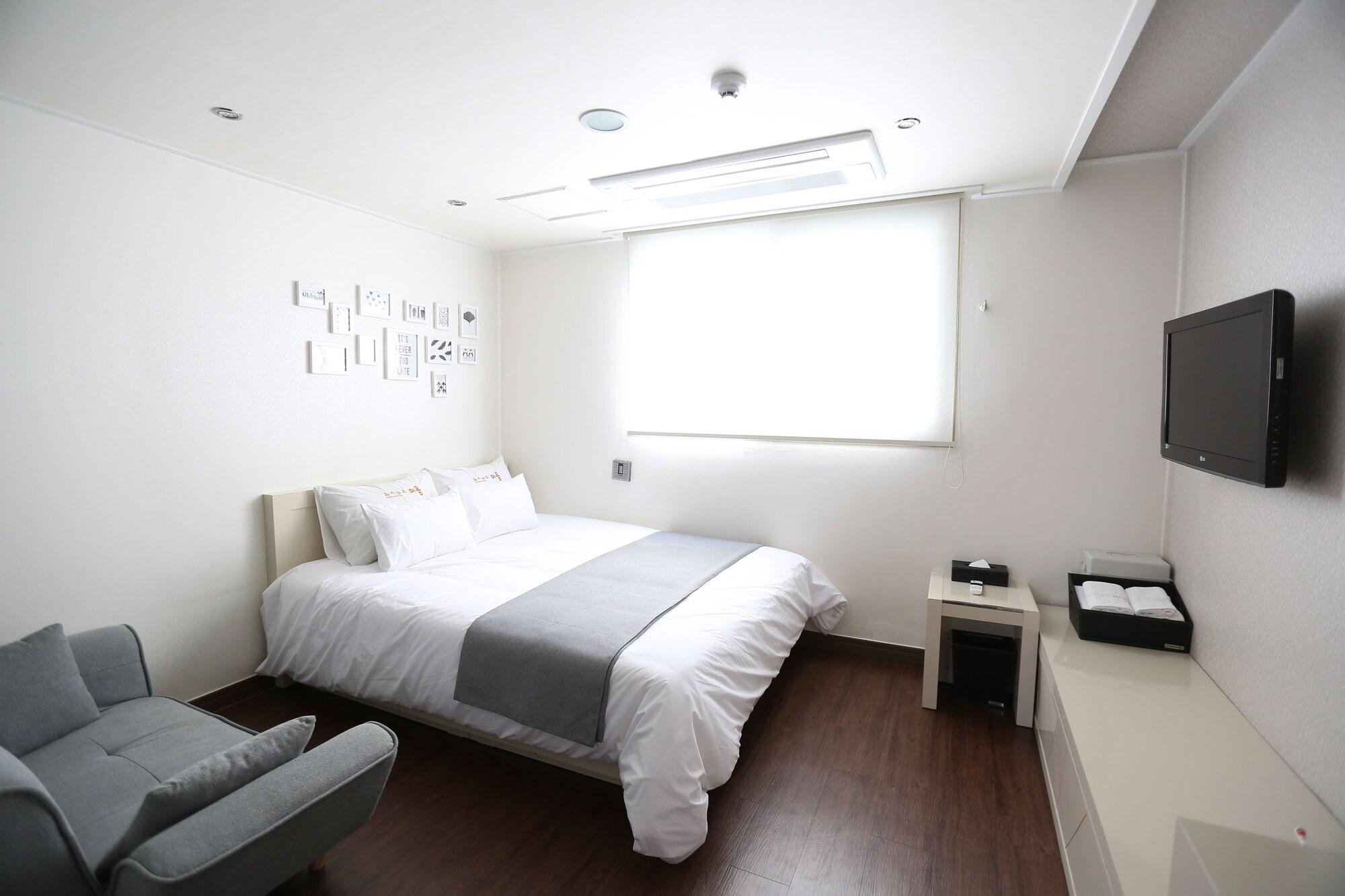 Residence Mumum Hotel Пусан Экстерьер фото