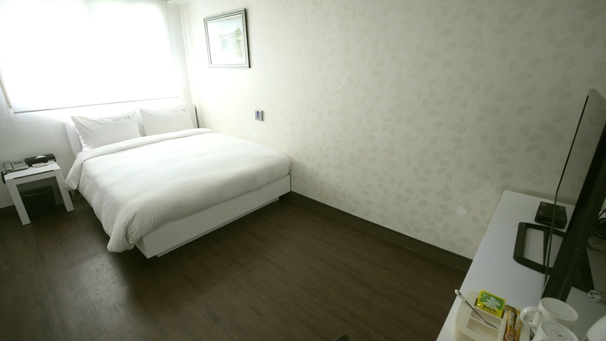 Residence Mumum Hotel Пусан Экстерьер фото