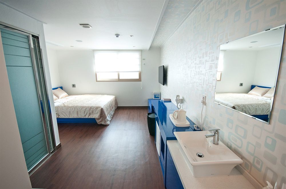 Residence Mumum Hotel Пусан Экстерьер фото
