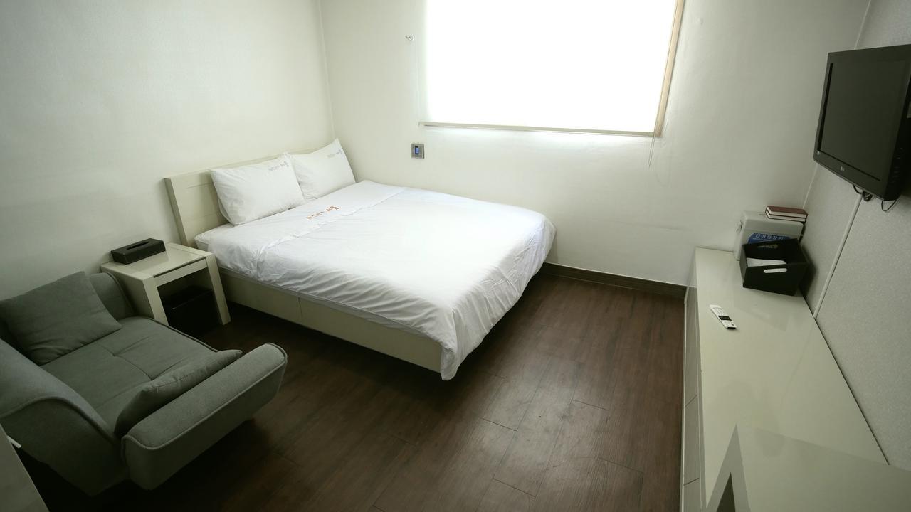 Residence Mumum Hotel Пусан Экстерьер фото